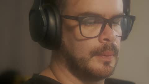 Sanders online show from 03.31.26