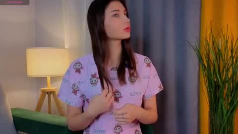 Isabel but you can call me Bella online show from 11.24.25