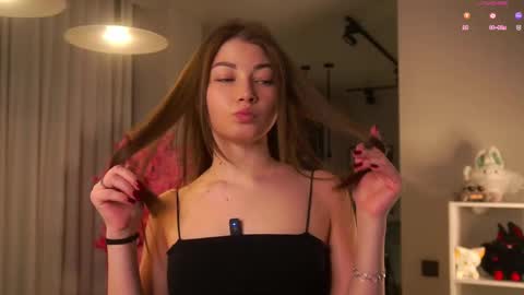 Emma  online show from 11.14.25