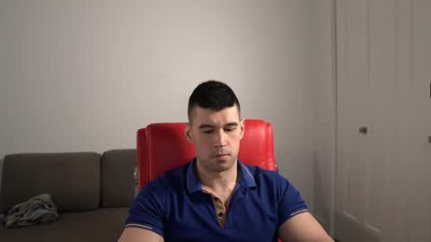 Snapshot of sandow_ chatting on 05.14.26 Sandow online show from 05.14.26