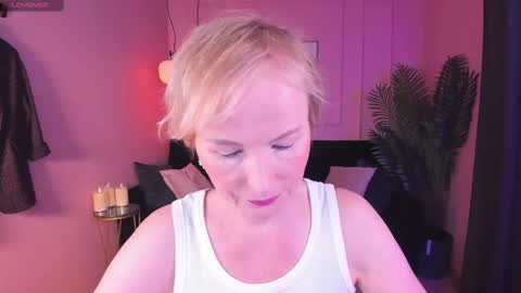 Sandra online show from 01.26.25