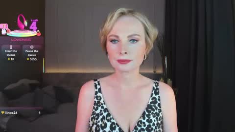 Sandra online show from 02.26.25