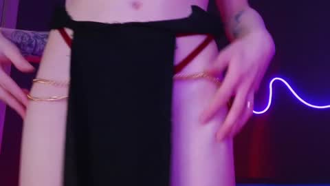 Snapshot of sandraboyl chatting on 01.26.25 Sandy online show from 01.26.25