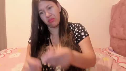 Snapshot of sandraclarkx69 chatting on 06.15.26 sandraclarkx69 online show from 06.15.26