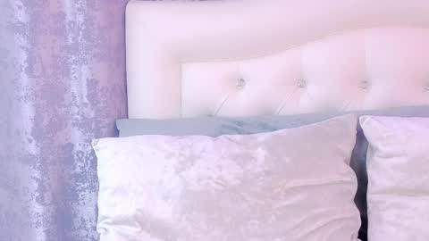 Sandra online show from 04.14.26