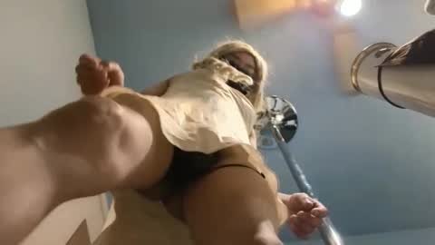 Sandra online show from 12.22.24