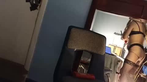 Snapshot of sandrasaa chatting on 04.20.26 Sandra online show from 04.20.26