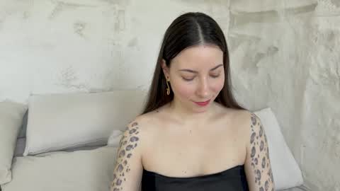 Sandra Schonherz online show from 02.06.25