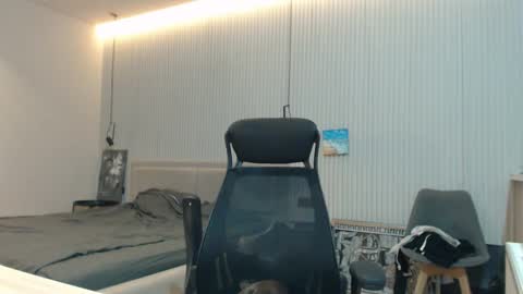 DeAlex online show from 10.08.25