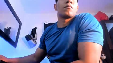 Snapshot of sandrolatino chatting on 06.25.26 sandrolatino online show from 06.25.26