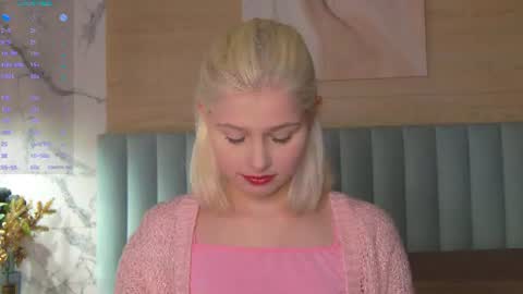 Snapshot of sandyshayes chatting on 07.06.26 Sandy online show from 07.06.26