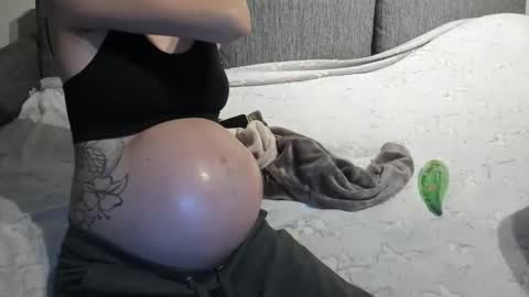 Sandy online show from 12.12.24