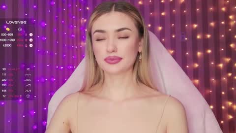 Sandy online show from 02.14.25