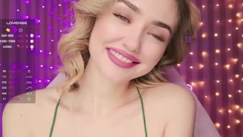 Sandy online show from 02.15.25