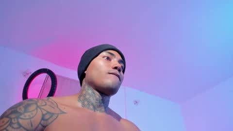 Snapshot of santi__ferrer chatting on 04.26.26 Santi Ferrer online show from 04.26.26