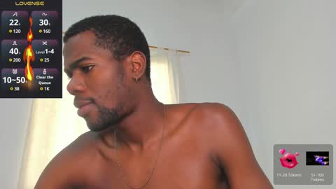 Snapshot of santi_brown1 chatting on 02.05.25 Santibrown online show from 02.05.25