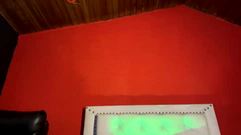 santi_fabulous online show from 12.18.24