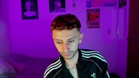 Snapshot of santi_mateo chatting on 09.14.25 Santi online show from 09.14.25