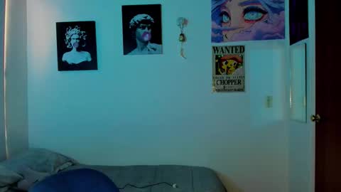 Snapshot of santi_mateo chatting on 09.14.25 Santi online show from 09.14.25