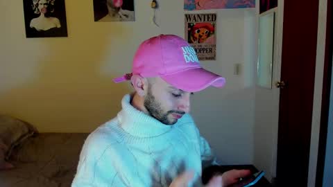 Snapshot of santi_mateo chatting on 09.20.25 Santi online show from 09.20.25