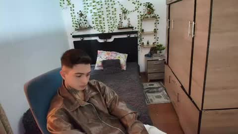 Snapshot of santi_ss chatting on 05.07.26 santi_ss online show from 05.07.26