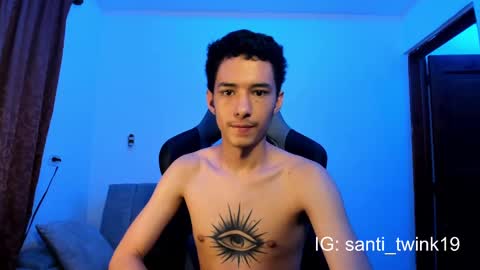 santi_twink19 online show from 12.16.24