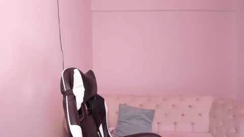 Snapshot of santiago_huntt chatting on 02.03.25 santiago_huntt online show from 02.03.25