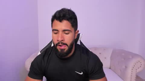 Snapshot of santiago_huntt chatting on 02.09.26 santiago_huntt online show from 02.09.26