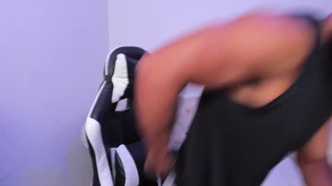 Snapshot of santiago_huntt chatting on 02.13.26 santiago_huntt online show from 02.13.26