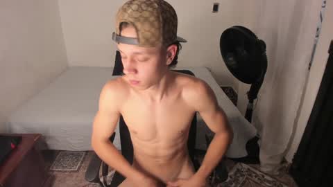 Julius Novachrono  online show from 12.30.24