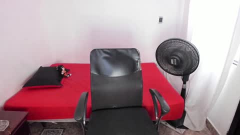 Julius Novachrono  online show from 01.21.25