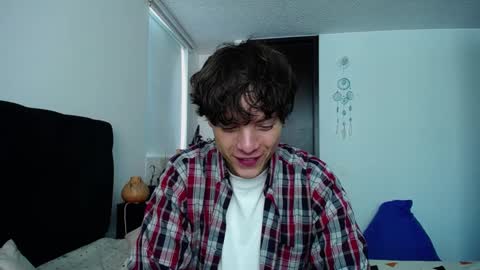 Santii online show from 12.20.24