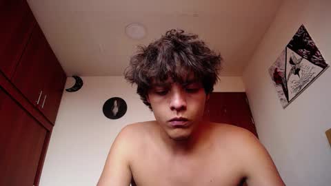 Santii online show from 01.13.25