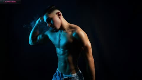 Santiago Seans online show from 04.05.26