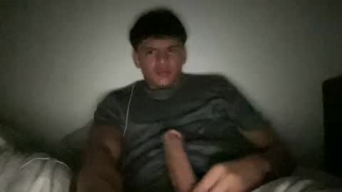 Snapshot of santostreamrcash chatting on 11.16.25 santostreamrcash online show from 11.16.25