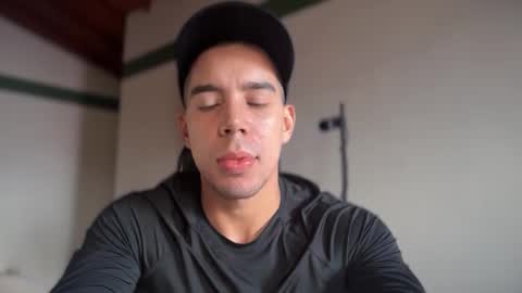 santoxxxkinney online show from 02.03.26