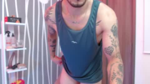 Santy Torres online show from 11.30.25