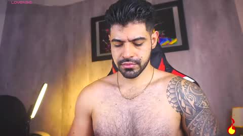 Snapshot of santy_king25 chatting on 04.18.26 santiago online show from 04.18.26