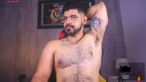 Snapshot of santy_king25 chatting on 05.08.26 santiago online show from 05.08.26