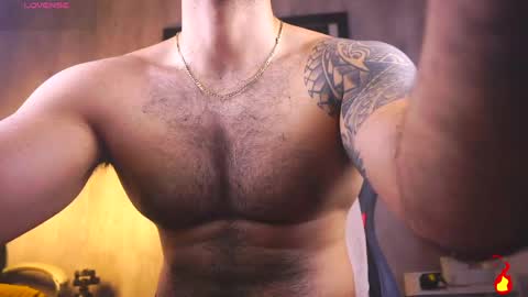 Snapshot of santy_king25 chatting on 05.21.26 santiago online show from 05.21.26