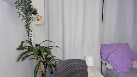 Snapshot of santy_kitty chatting on 02.20.26 kitty online show from 02.20.26