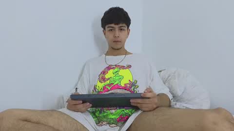 santybig18 online show from 12.20.24