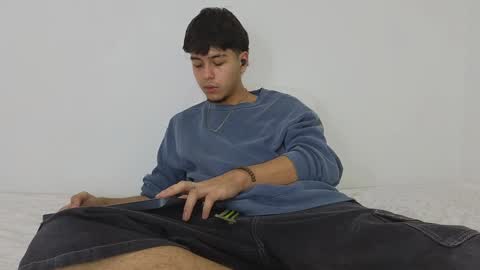 santybig18 online show from 01.16.25