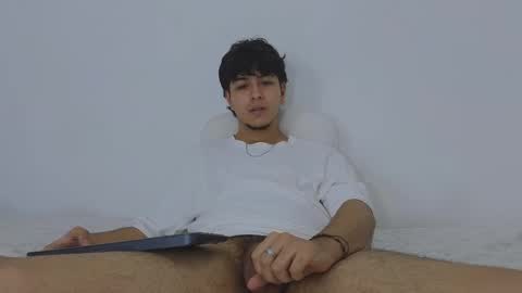 santybig18 online show from 02.23.25