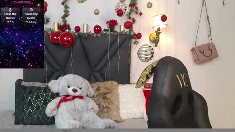 sanyaseraphine0 online show from 11.21.25