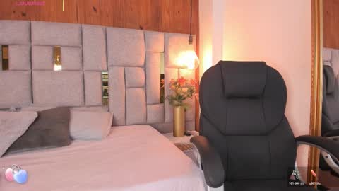 Saori  online show from 10.22.25