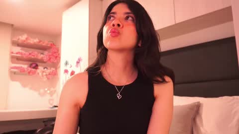 Snapshot of saory10 chatting on 03.05.25 S A O R Y 3 online show from 03.05.25