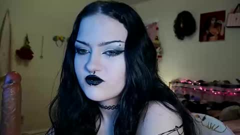 Snapshot of saphirerose1 chatting on 04.12.26 Sapphire online show from 04.12.26