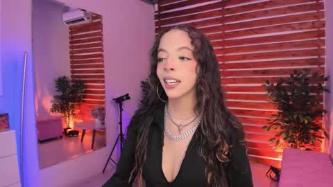 Valerin online show from 11.30.25