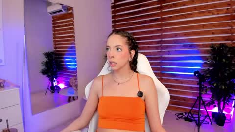 Snapshot of sapphire_venus chatting on 05.14.26 Valerin online show from 05.14.26